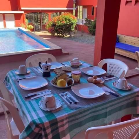 Villa Kiki Ensenada ปุนตารูเซีย ภายนอก รูปภาพ
