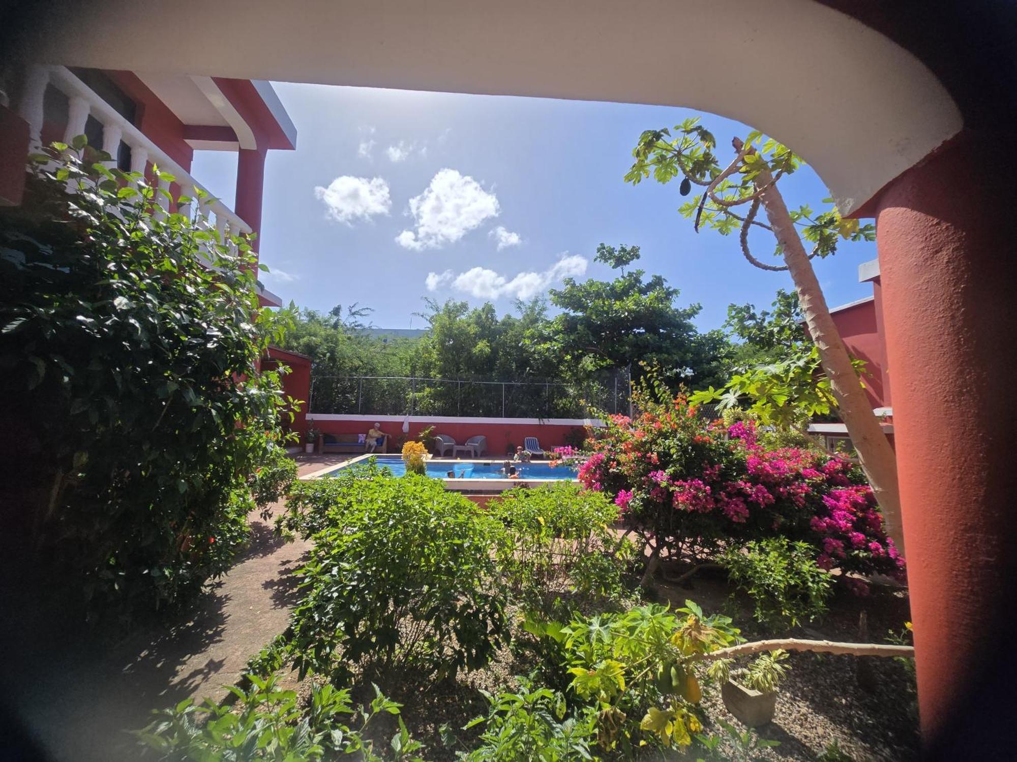 Villa Kiki Ensenada ปุนตารูเซีย ภายนอก รูปภาพ